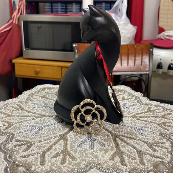 Chanel Brooch Camellia  Pearl Rhinestone Gold - Picture 17 of 17